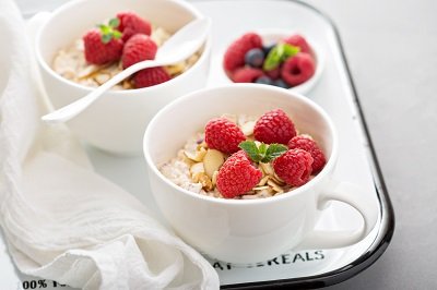 Oat bran and fruit