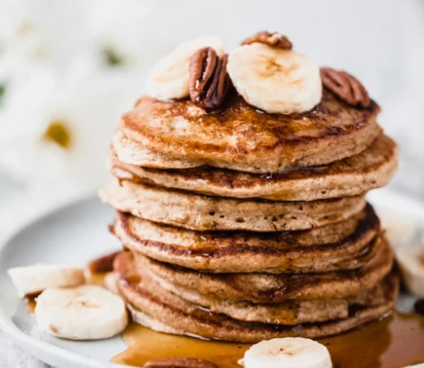 Healthy pancakes made with bananas and oatmeal
